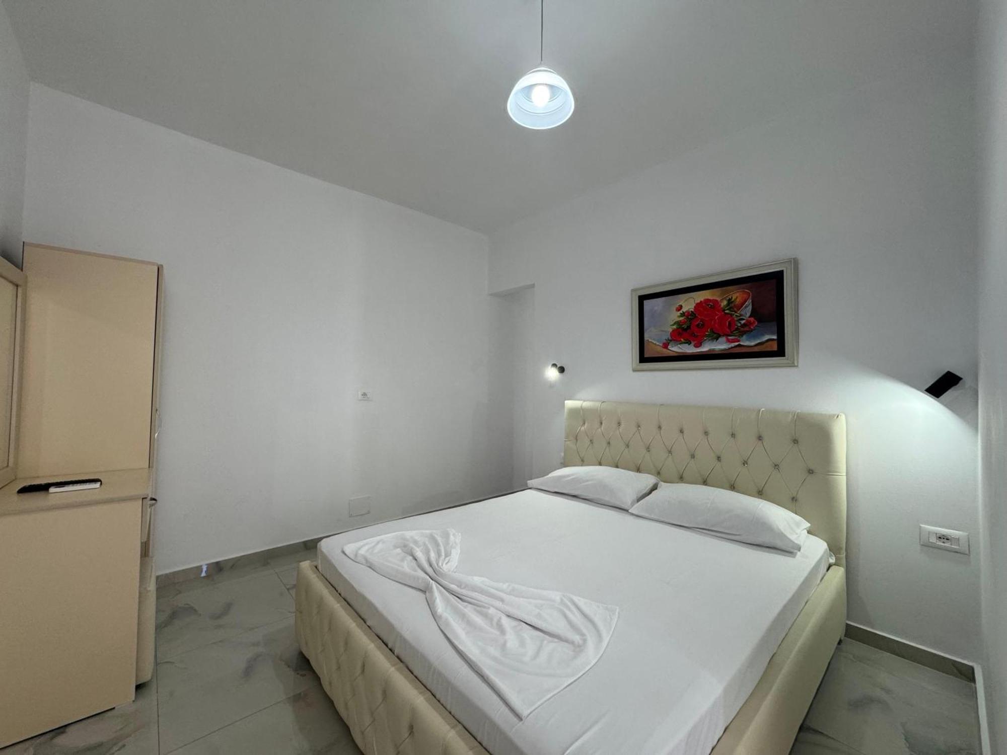 Hergi Leilighet Sarandë